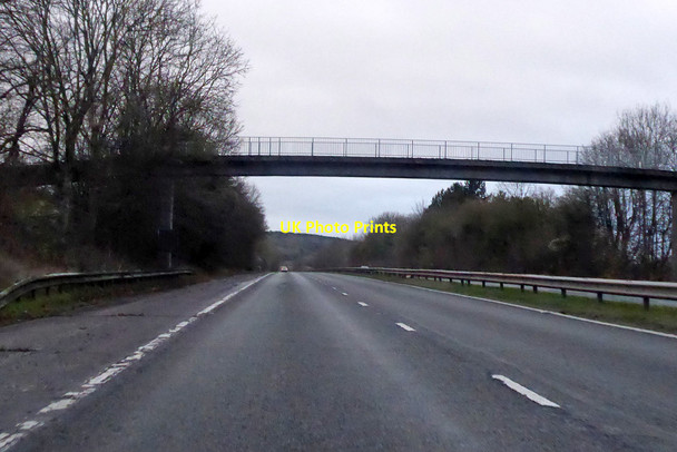 Photo 6"x4" A41 towards Aylesbury Tring c2021