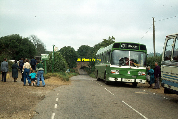 Photo 6"x4" The entrance to Havenstreet Station \u00e2\u0080\u0093 1978 Havenstreet c1978