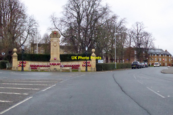 Photo 6"x4" War memorial, Wellingborough Wellingborough c2021