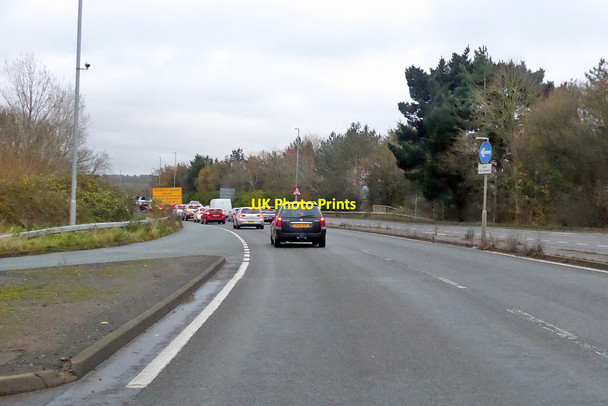 Photo 6"x4" Traffic queuing on A43 Lumbertubs Way Abington Vale c2021