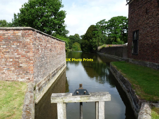 Photo 6"x4" The sluice gate at Dunham Massey Dunham Town c2010