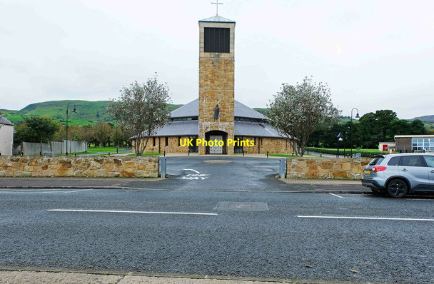 Photo 6"x4" St John the Evangelist Church, 51 Bay Road, Carnlough, N. Ireland Carnlough c2021