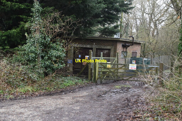 Photo 6"x4" Pumping Station, Tinkers Lane Dale Hill\/TQ6930 c2021