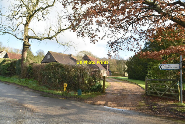 Photo 6"x4" Barn, Grants House Pains Hill\/TQ4151 c2021