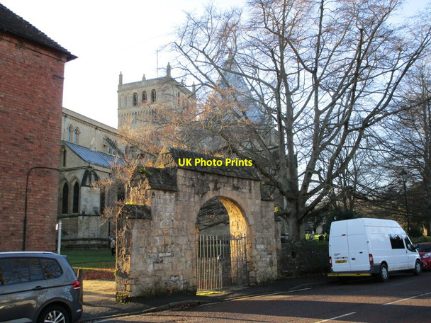 Photo 6"x4" Gateway to Southwell Minster, Church Street Southwell\/SK7053 c2021