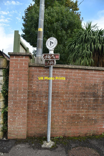 Photo 6"x4" Cycle waymarker, Old Rossorry Rd Enniskillen c2021