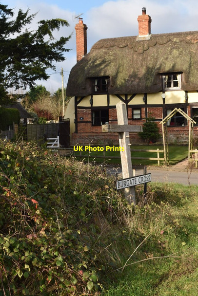 Photo 6"x4" Burgate Cross Fordingbridge c2021