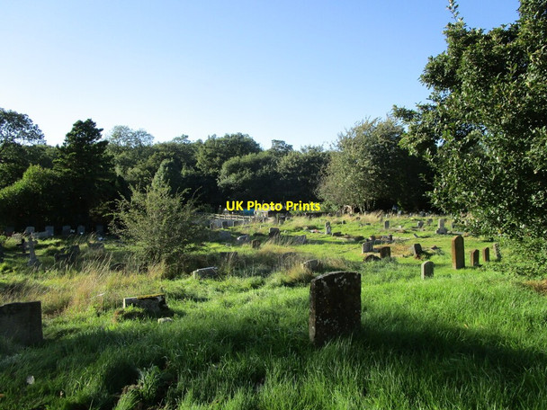 Photo 6"x4" The churchyard, Wooford Halse Woodford Halse c2021