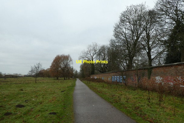 Photo 6"x4" Cycle path on Walmgate Stray York\/SE5951 c2021