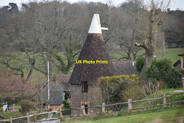 Photo 6"x4" Little Park Hill Farm Oast Burwash Common c2021