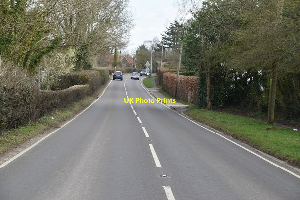 Photo 6"x4" A265, eastbound Burwash Common c2021
