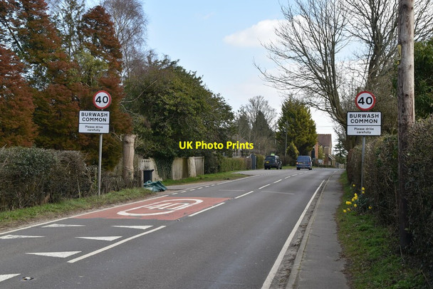 Photo 6"x4" Entering Burwash Common, Heathfield Rd Burwash Common c2021