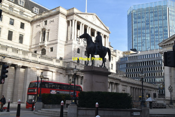 Photo 6"x4" Duke of Wellington Statue London c2021