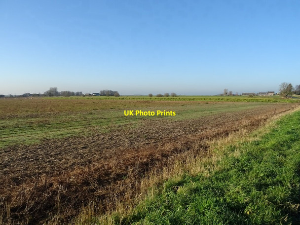 Photo 6"x4" Field off Yapham Road Broad Ings\/SE8051 c2021