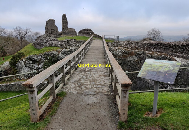 Photo 6"x4" Bridge at Montgomery Castle Montgomery c2021