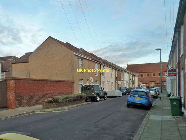 Photo 6"x4" Collingwood Road, Southsea Eastney c2013