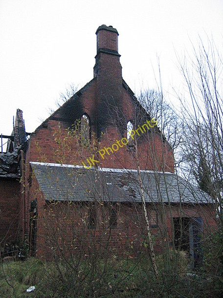 Photo 6"x4" The destruction of St Matthew\u00e2\u0080\u0099s Saltney Ferry #12 - Organ loft gable Saltney c2008
