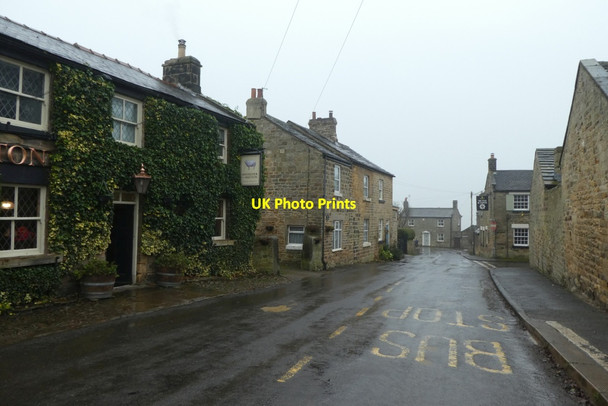 Photo 6"x4" Bus stop in Kirkby Overblow Kirkby Overblow c2021