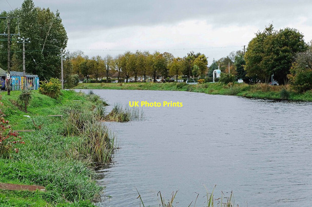 Photo 6"x4" River Barrow looking north, Athy, Co. Kildare Athy c2021