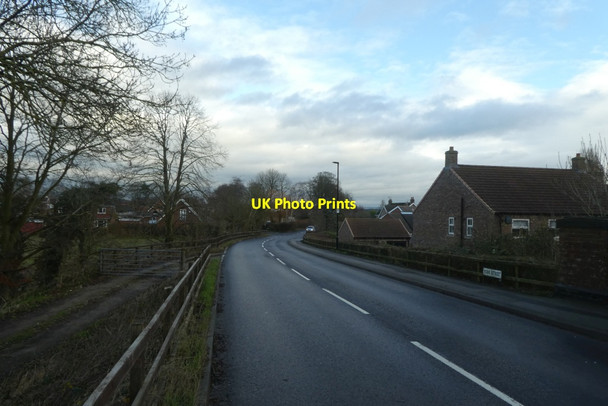 Photo 6"x4" York Road from the former rail bridge Dunnington\/SE6652 c2021