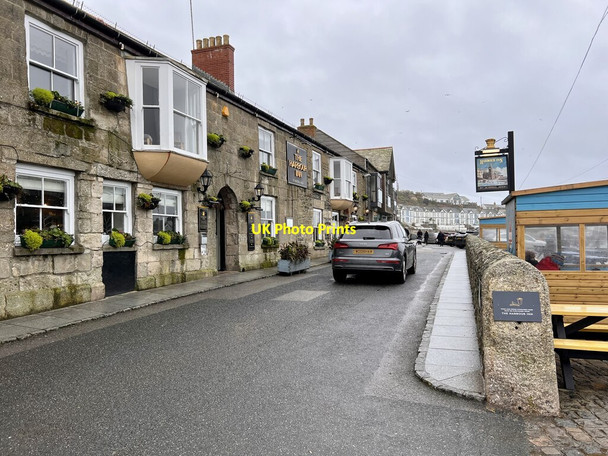 Photo 6"x4" The Harbour Inn Porthleven c2021