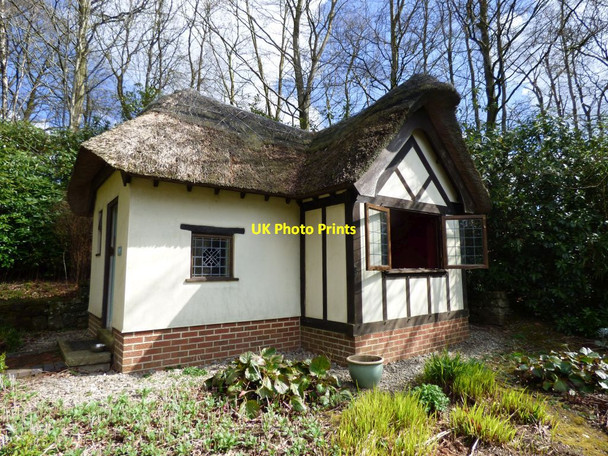 Photo 6"x4" The Thatched cottage at Consall Hall Consall c2017