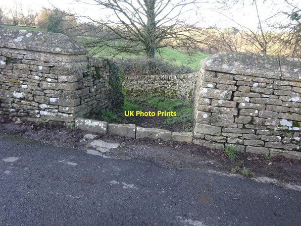 Photo 6"x4" Stone Stile, Miserden Lypiatt c2022 P1
