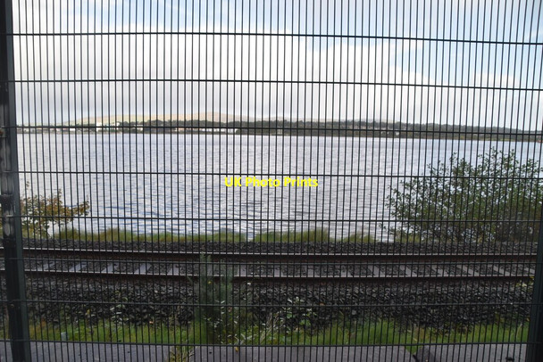 Photo 6"x4" Railway line and River Foyle Londonderry\/C4316 c2021