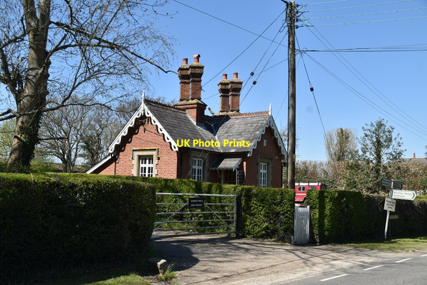 Photo 6"x4" Branford Lodge Newchapel\/TQ3642 c2021