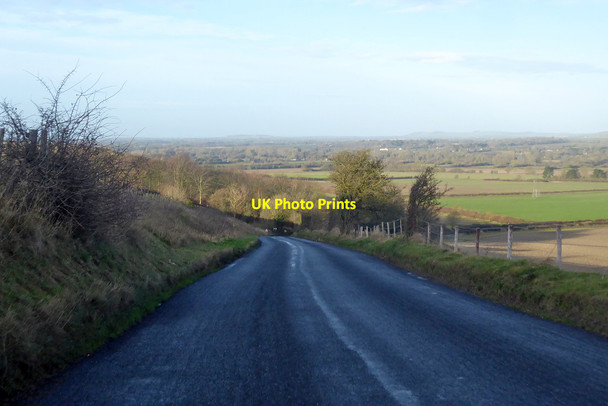 Photo 6"x4" Pewsey Road descending into Vale of Pewsey Manningford Abbots c2022