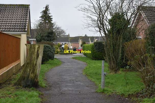 Photo 6"x4" Path between houses in Canterbury Close West Moors c2022