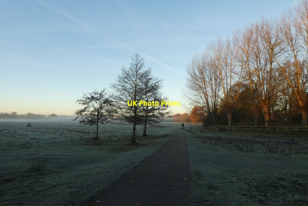 Photo 6"x4" Path over Walmgate Stray York\/SE5951 c2022