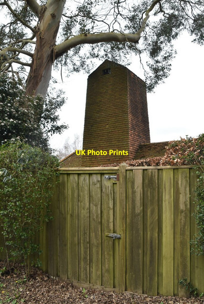 Photo 6"x4" Outbuilding, Kings Mill House Hurst Green\/TQ7327 c2021