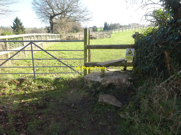 Photo 6"x4" Stone Stile, Minchinhampton Burnt Ash c2022