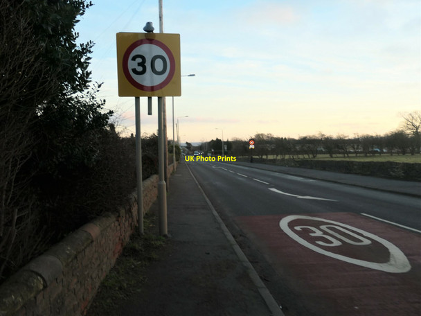 Photo 6"x4" The A637 entering West Bretton West Bretton\/SE2813 c2022