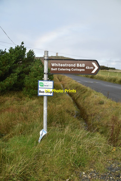 Photo 6"x4" Bus stop, Malin Head Ballygorman c2021
