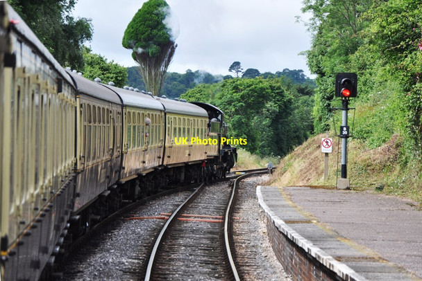 Photo 6"x4" Train departing from Churston Station Galmpton\/SX8956 c2016