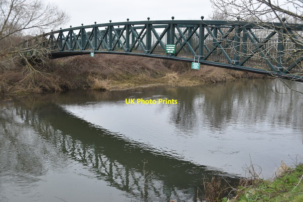 Photo 6"x4" Footbridge over the River Stour Christchurch\/SZ1592 c2022