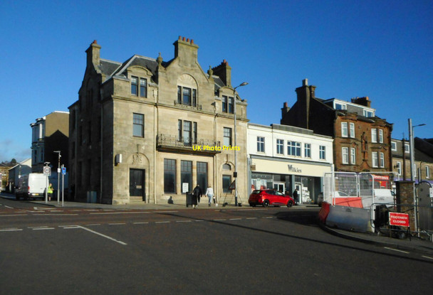 Photo 6"x4" Buildings on West Clyde Street Helensburgh c2022