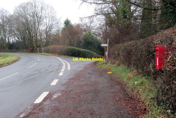 Photo 6"x4" Cyffordd ger Henllys \/ Junction near Henllys Llandovery\/Llanymddyfri c2022
