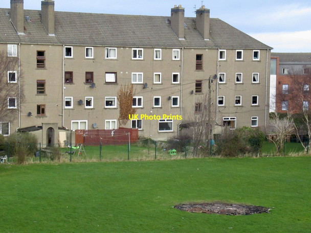 Photo 6"x4" Flats on Ferry Road Drylaw c2022