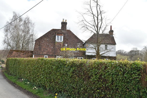Photo 6"x4" Castle Farmhouse Mountfield\/TQ7320 c2021