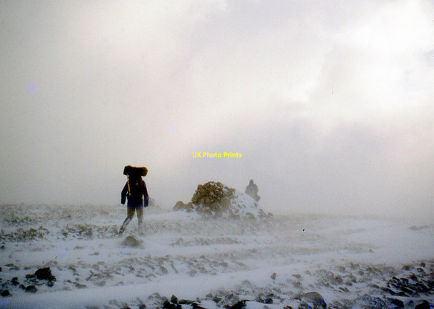 Photo 6"x4" Summit cairn, Carn na Drochaide Allanaquoich c1988