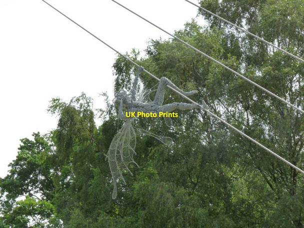 Photo 6"x4" Wire sculpture of a fairy Knowl Wall c2014