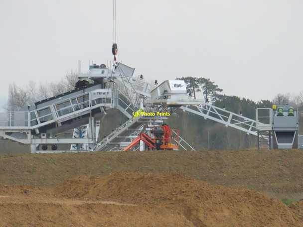 Photo 6"x4" Constructing the escalator Wallingford c2019