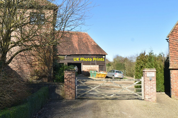 Photo 6"x4" Great Baynden Capel Cross c2021