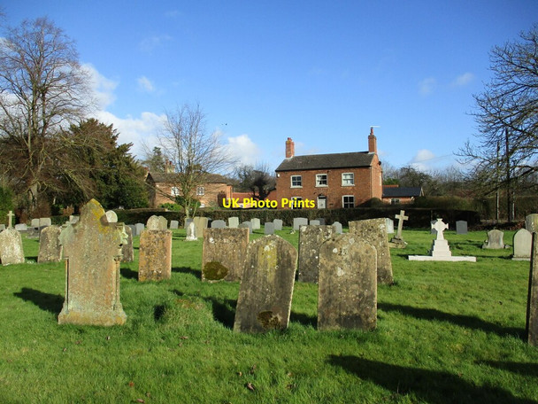 Photo 6"x4" The churchyard at Kirklington Kirklington\/SK6757 c2022