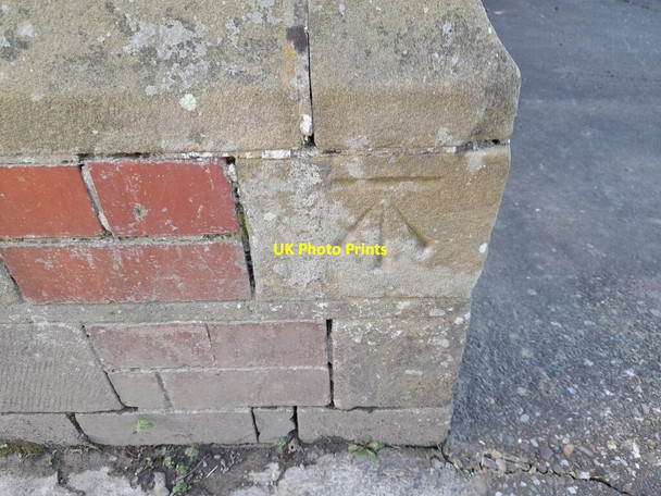 Photo 6"x4" Ordnance Survey Cut Mark Weston Rhyn c2022