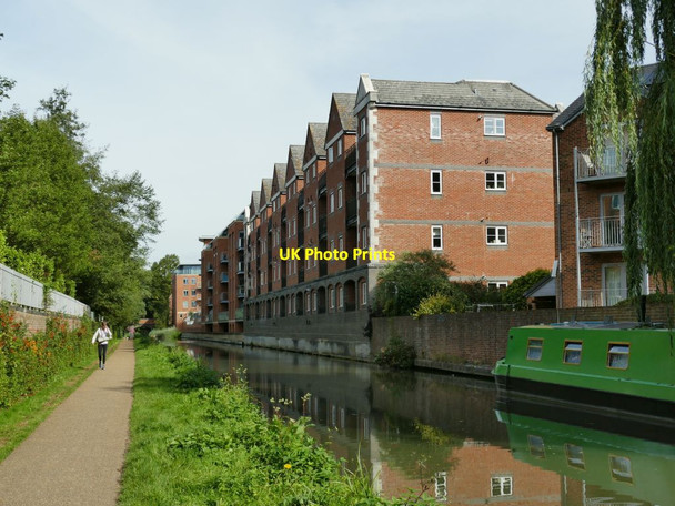 Photo 6"x4" Modern housing by the canal Oxford\/SP5106 c2021