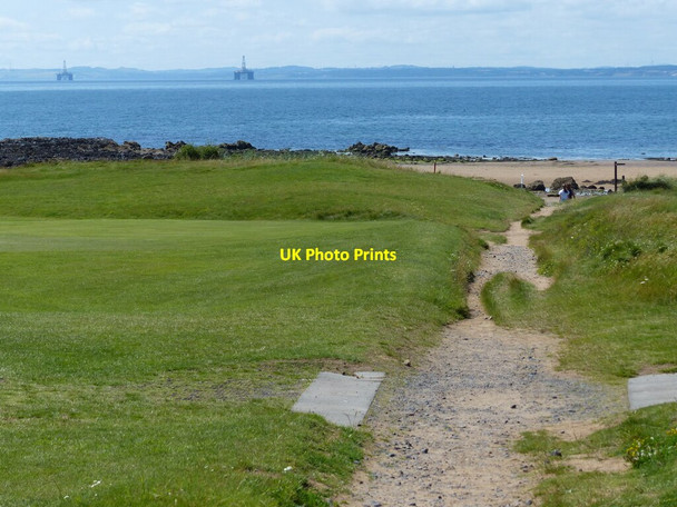 Photo 6"x4" Path to the beach at Earlsferry Bay Earlsferry c2019